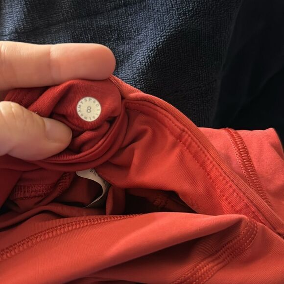 Lululemon All The Right Places Crop II 23" Size 8 - Picture 8 of 9